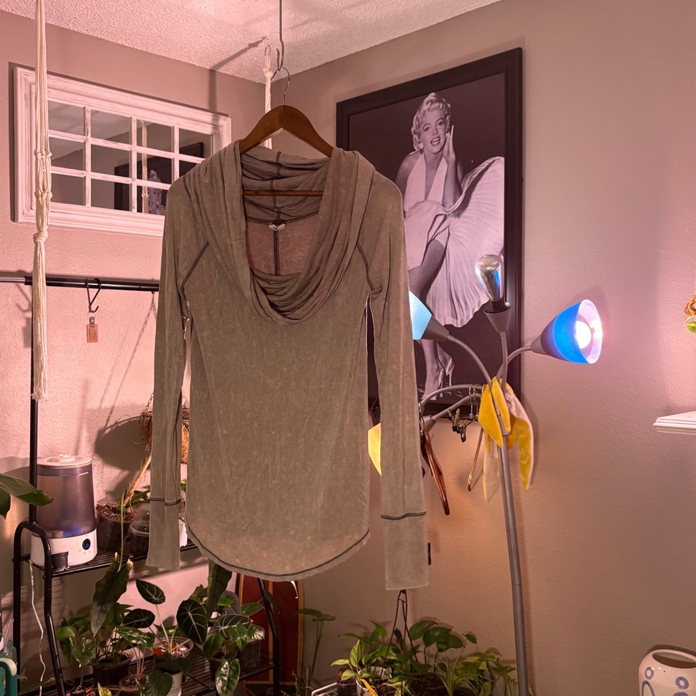 We The Free Cowl Neck Hooded Long Sleeve Top Medium